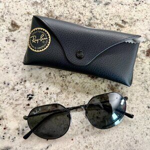 RAY BAN JACK SUNGLASSES....LIKE NEW CONDITION!